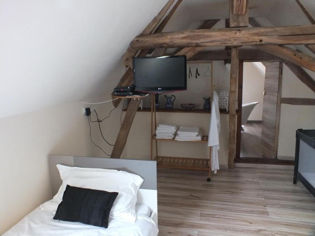 Country B&B Saint-Pierre-d'Eyraud Exteriör bild